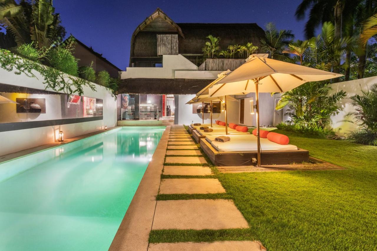 Saga Villas Ultra Seminyak Exterior foto